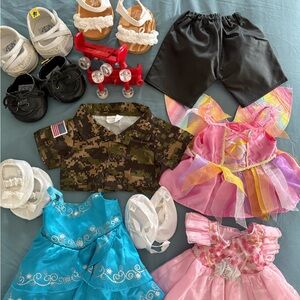 Build A Bear clothes lot